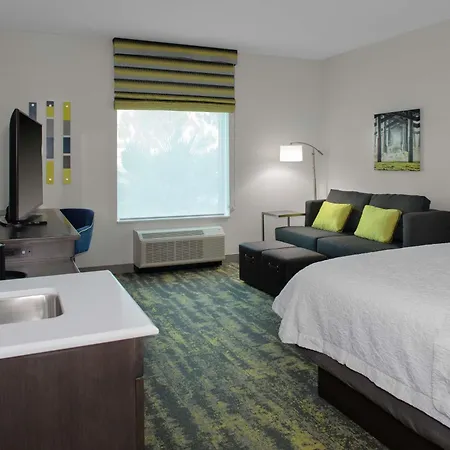Hampton Inn & Suites Irvine/Orange County Airport Exterior photo