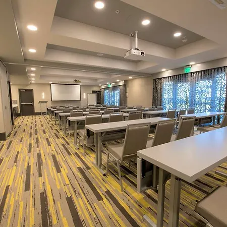 Hampton Inn & Suites Irvine/Orange County Airport 