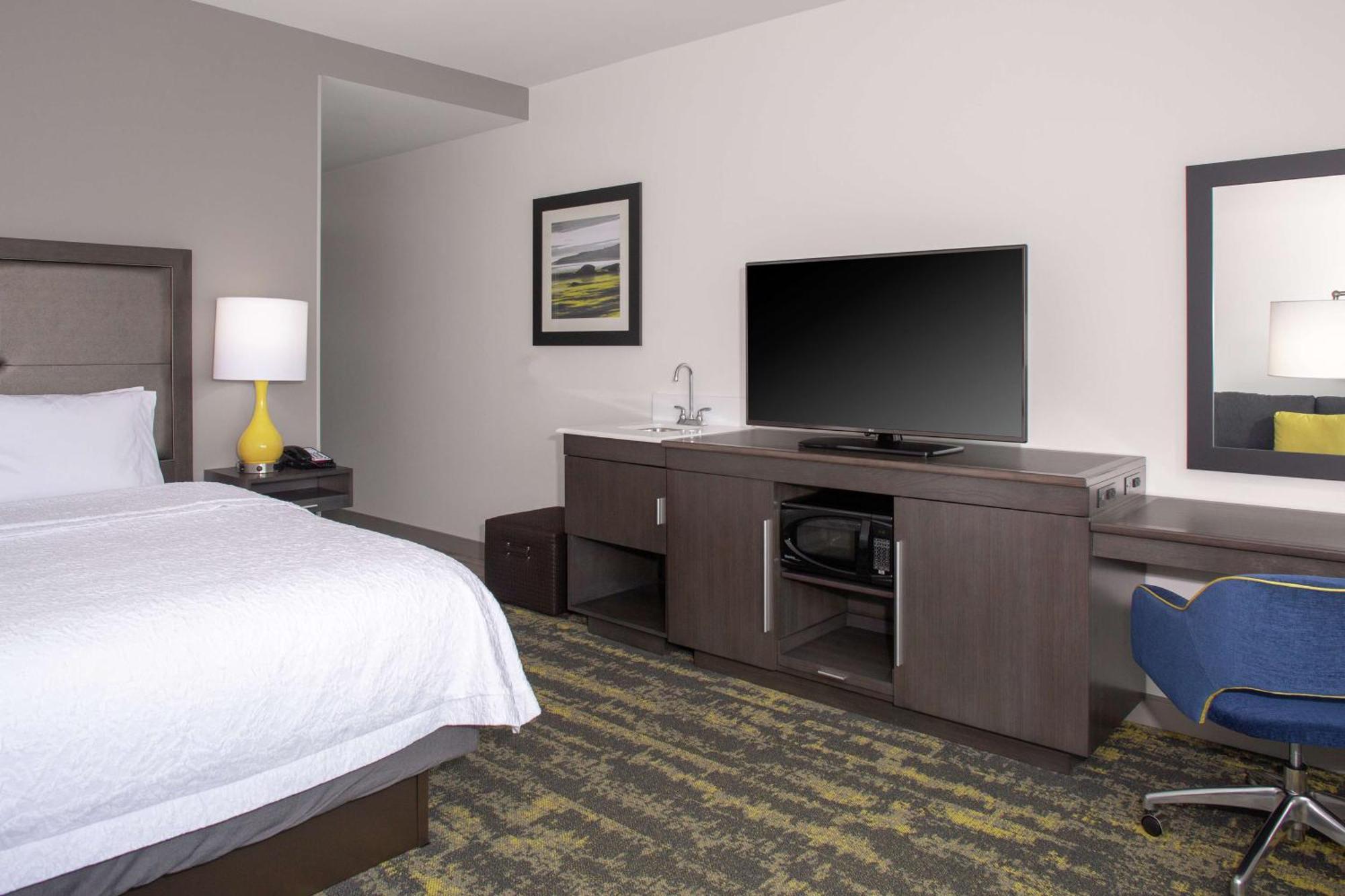 Hampton & Irvine/orange County Airport Hotel 3*
